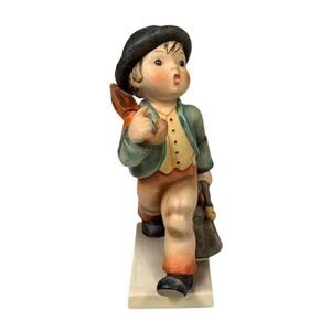 Vintage Hummel Goebel #300 Merry Wanderer Umbrella Collectible Ceramic Figurine